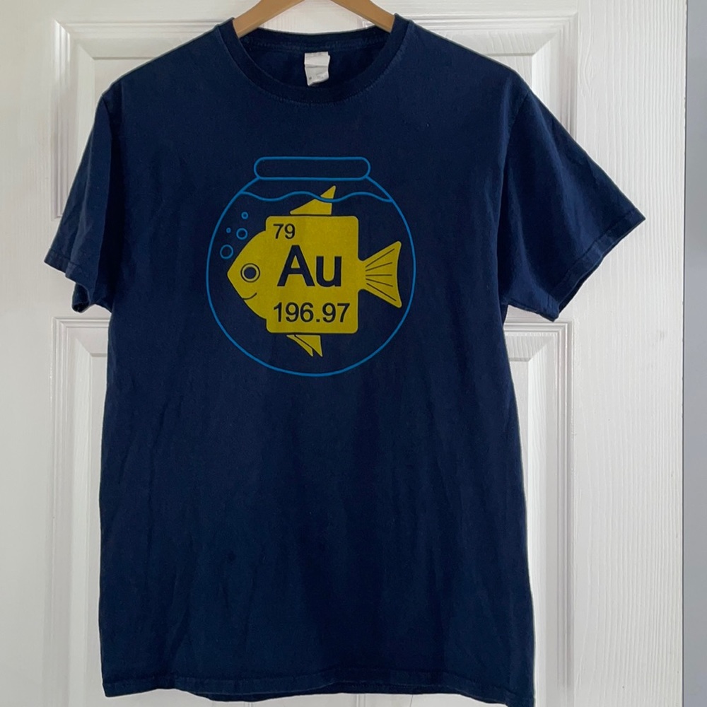 Funny graphic t-shirt “gold” fish element